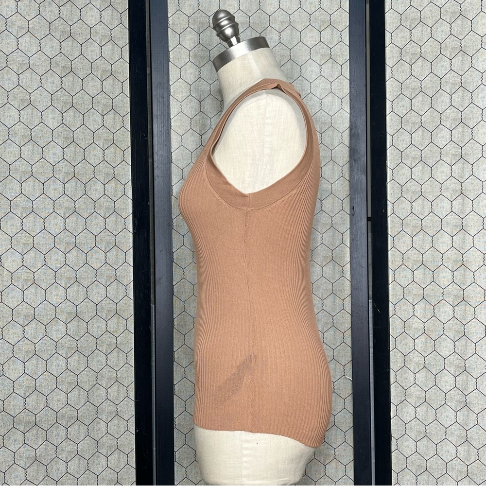 Zara Knit Ribbed Tank Top - Picture 2 of 9
